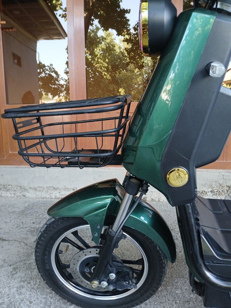 Elektro skuter demansh