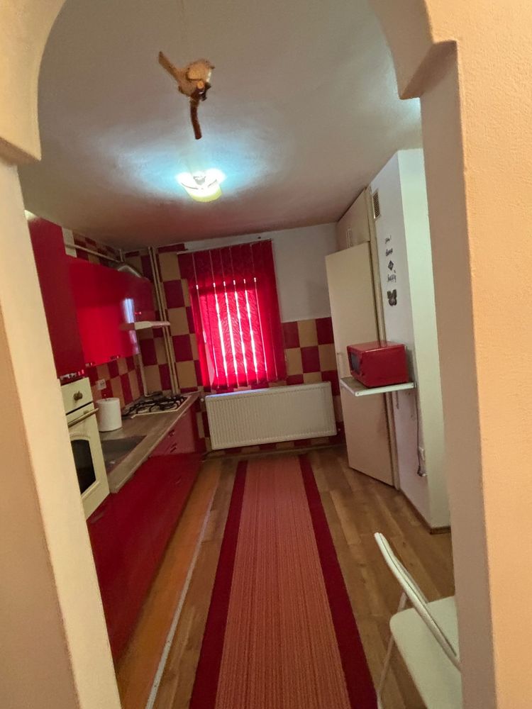 Inchiriez apartament 2 camere Micalaca Orizont