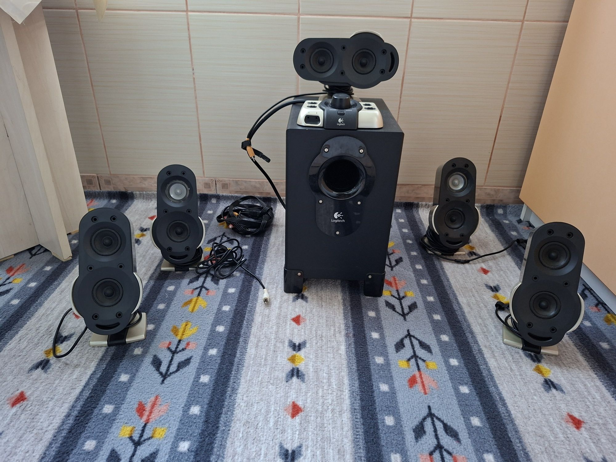 Sistem Logitech G51 Surround Sound 5.1 Speaker System