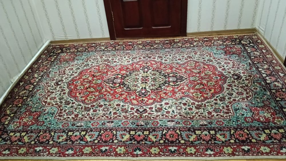 Продается ковер шерстяной