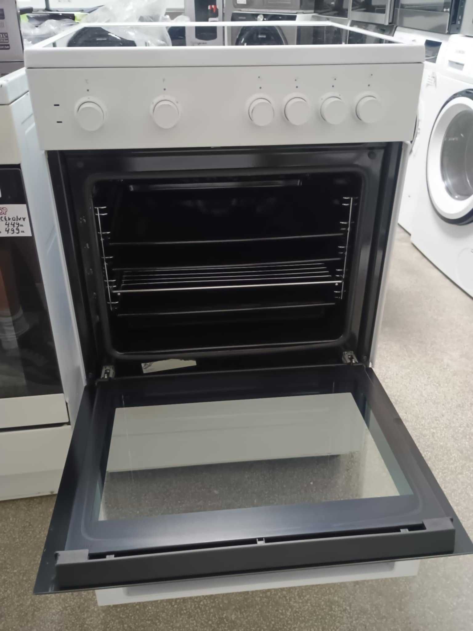 Готварска печка с керамични котлони BEKO-БЕКО 72 л Конвекция 60 см