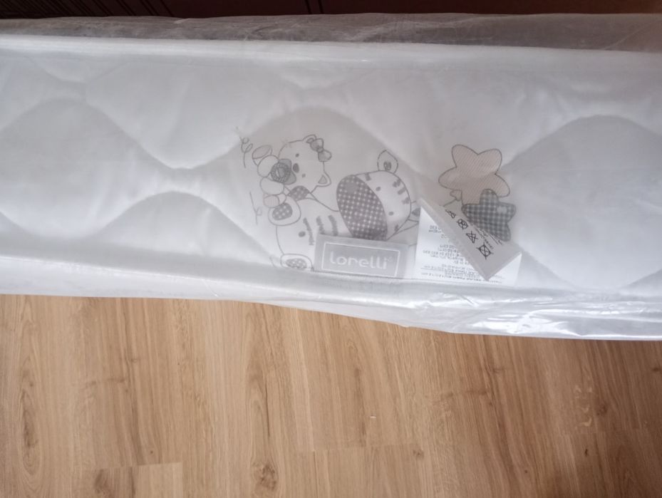 НОВО Бебешка кошара Cangoroo Albero/подарък НОВ матрак Lorelli