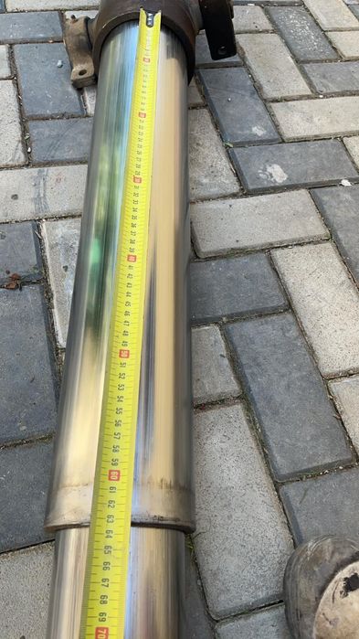 Mig de gunoi de 2, 5 tone și cilindri hidraulici de basculare