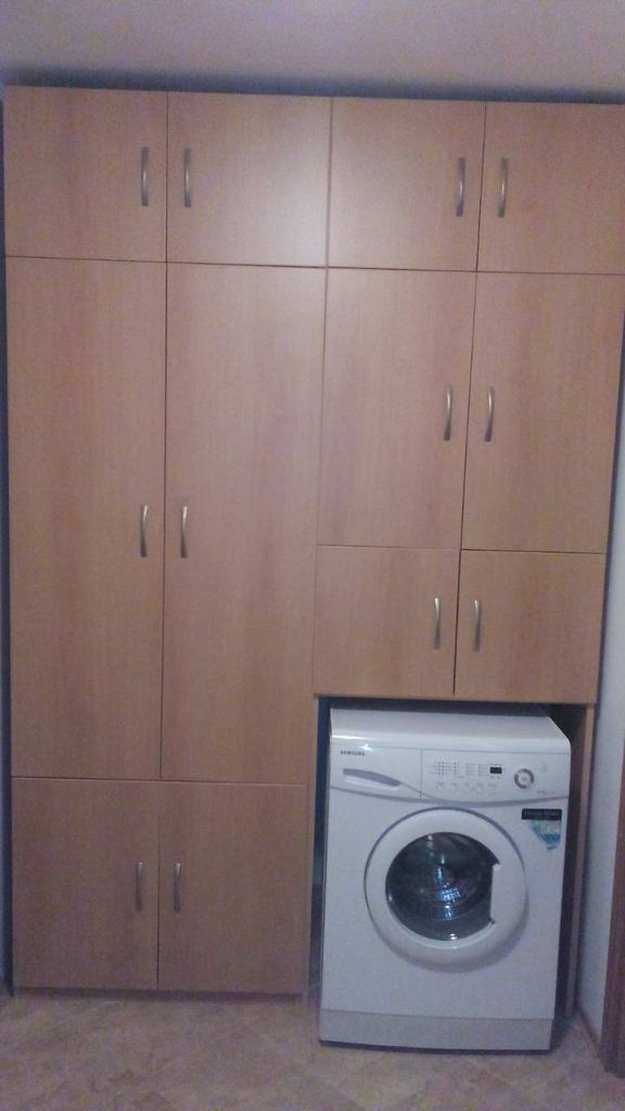 Дава се под наем Тристаен апартамент в Варна, Базар Левски - 79 кв.м за 490 € - Снимка #2