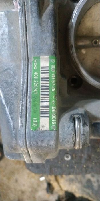 Дроссельная заслонка Е280 Е320 w210,w124,w202,w140