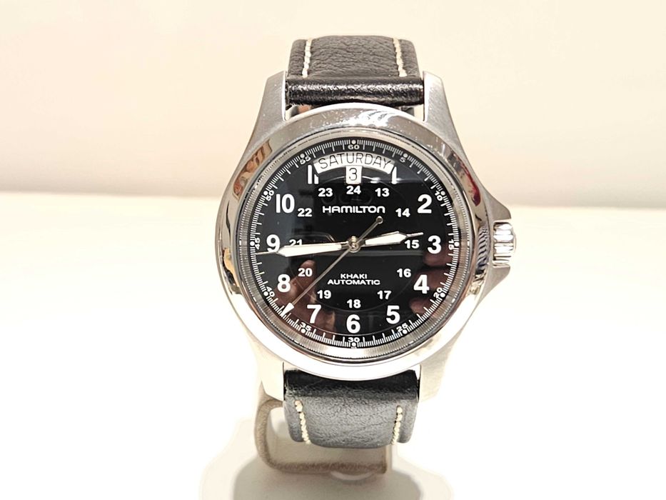 Продавам военнен пилотски стил автоматик  часовник Hamilton Khaki