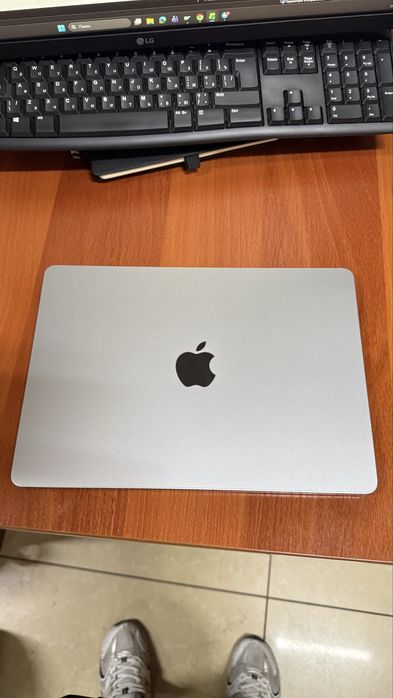 Macbook Air m2 8/256gb
