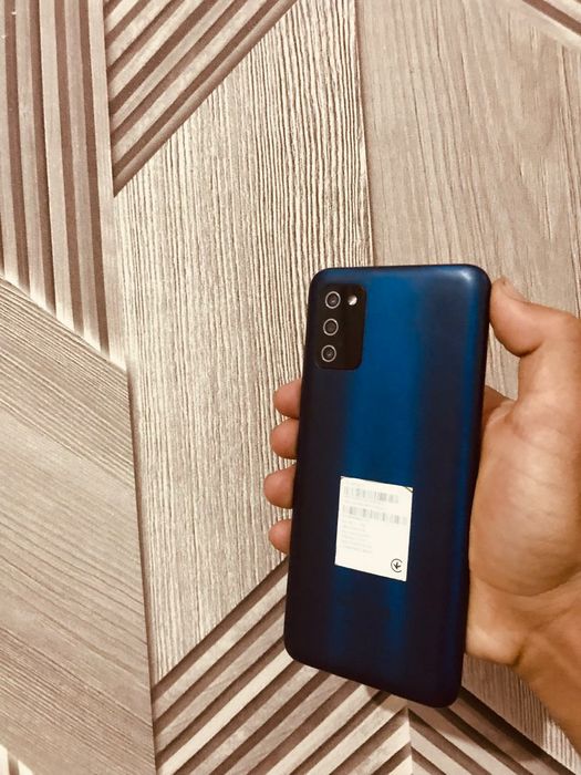 Самсунк А /03 сатылады срочно