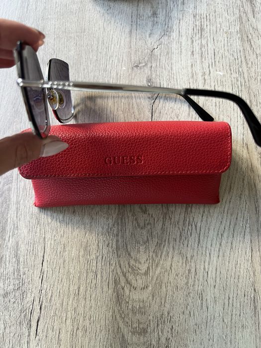 Дамски очила Guess