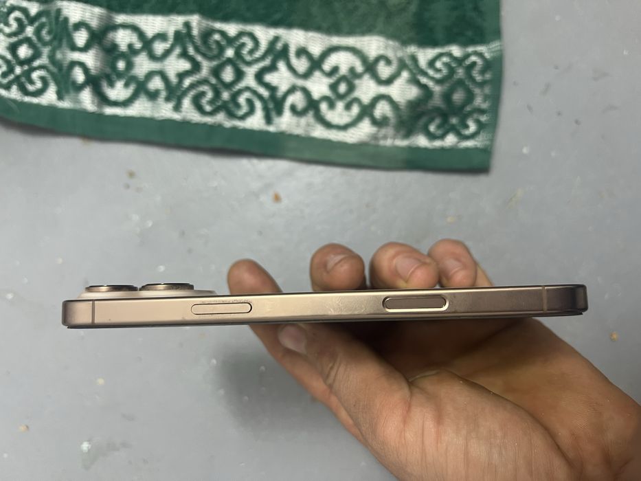 iPhone 16 Pro Max 256 gb desert