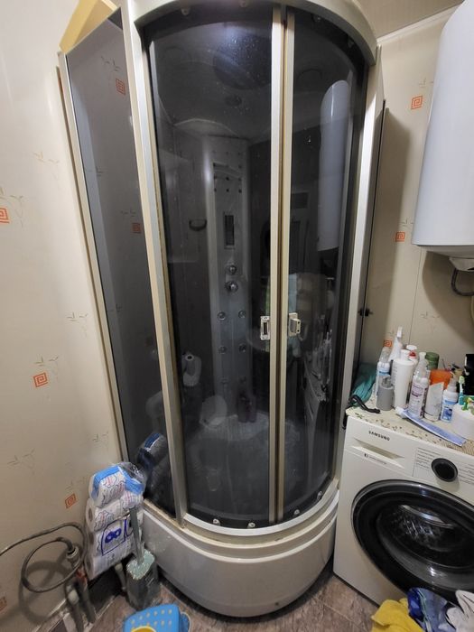 Продам душевая кабина по запчастам двери поддон перегородки