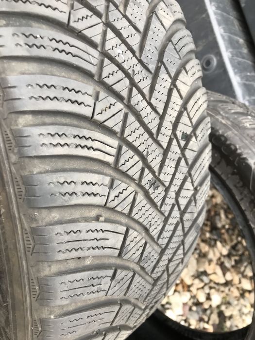 Зимни гуми 2бр.215/50R17