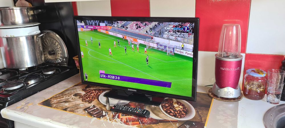 Samsung 66 cm = 250 lei