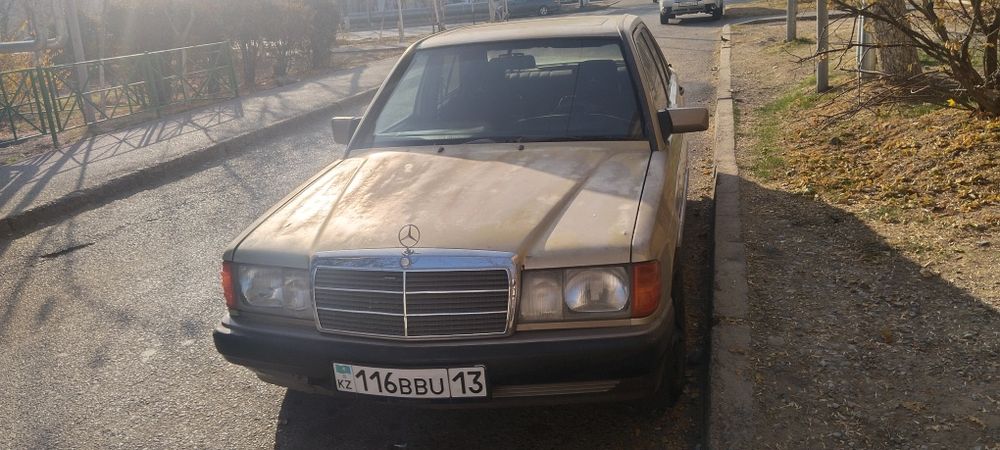 Мерседес 190 е Baby benz