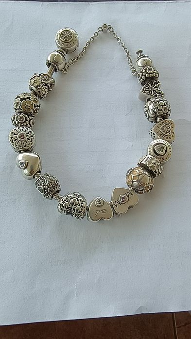 Brățară Pandora cu accesorii originale,mărime 19