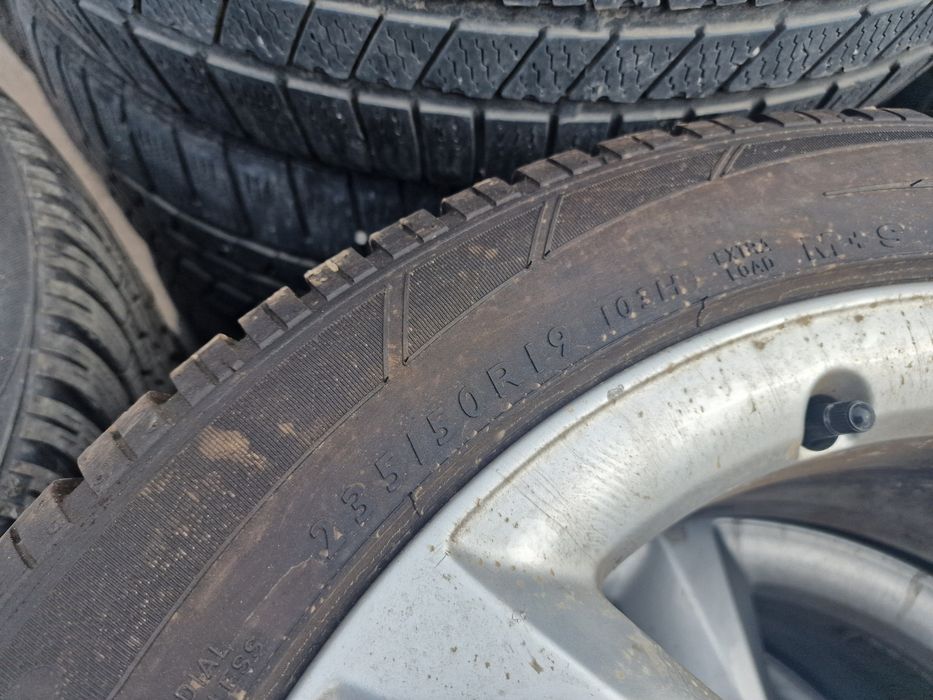 Гуми с Джанти за Audi A8 235/50 R19 Dunlop dot 2022