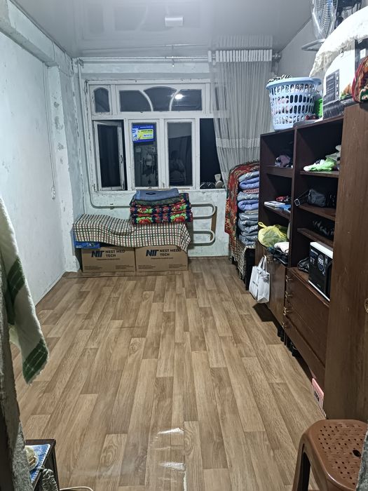 Продается одна комната по улице Буюк Ипак Мирзо-Улугбекский район