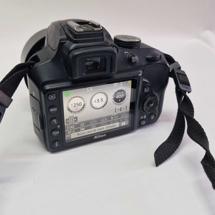 Liquid Money vinde - Aparat foto Nikon D3400 + 2 obiective, 3 filtre