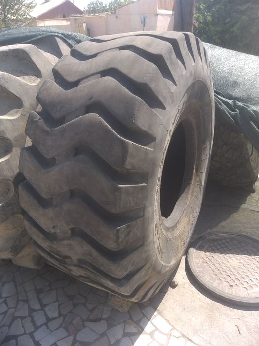 Продам шина пагрузчика 3 кубовый