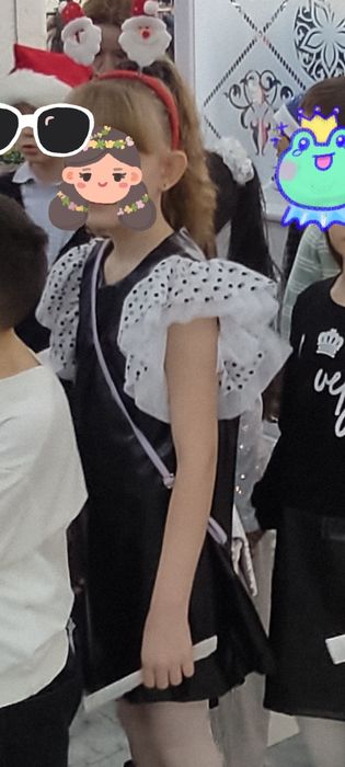 Нарядное кожаное платье.