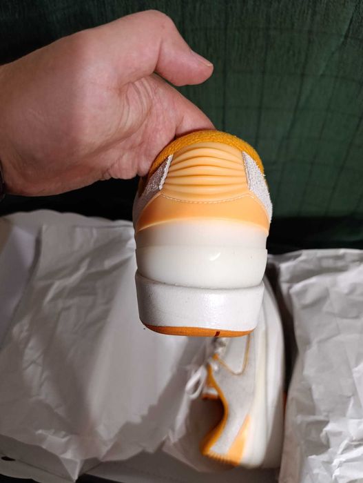 Vand Air Jordan 2 Retro Low, Alb - Portocaliu, Marimea 45.5