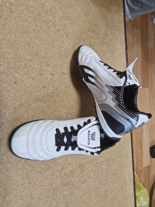 Сороконожки футбольные