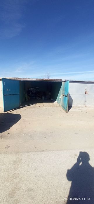 Гараж сотилади..