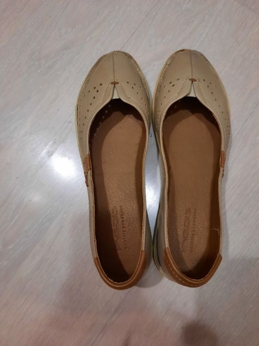 Дамски обувки и Дамски сандали естествена кожа