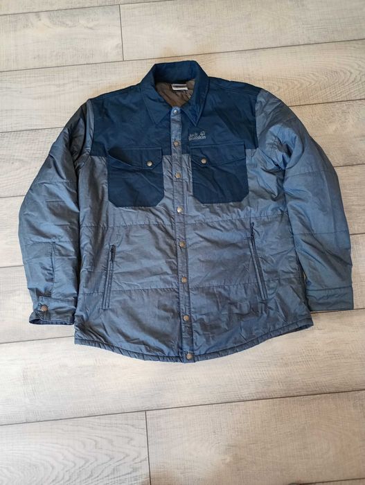 Jack Wolfskin мъжко туристическо яке размер L.