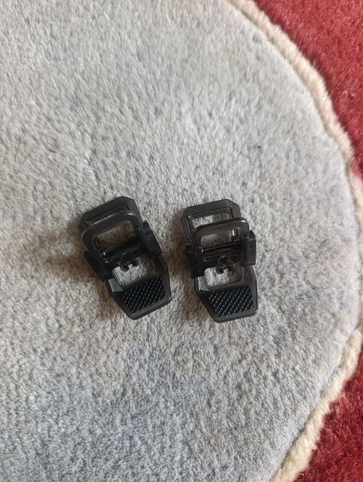 Работи перфектно. Става за секи телефон