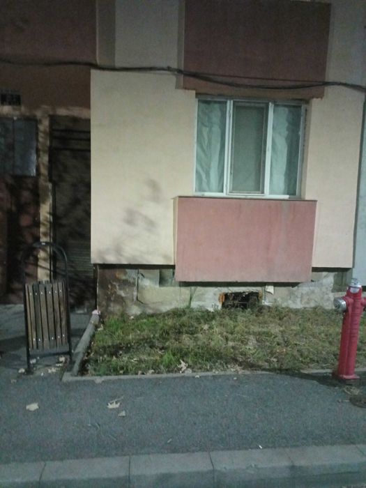 Apartament cu o camera, bloc la parter