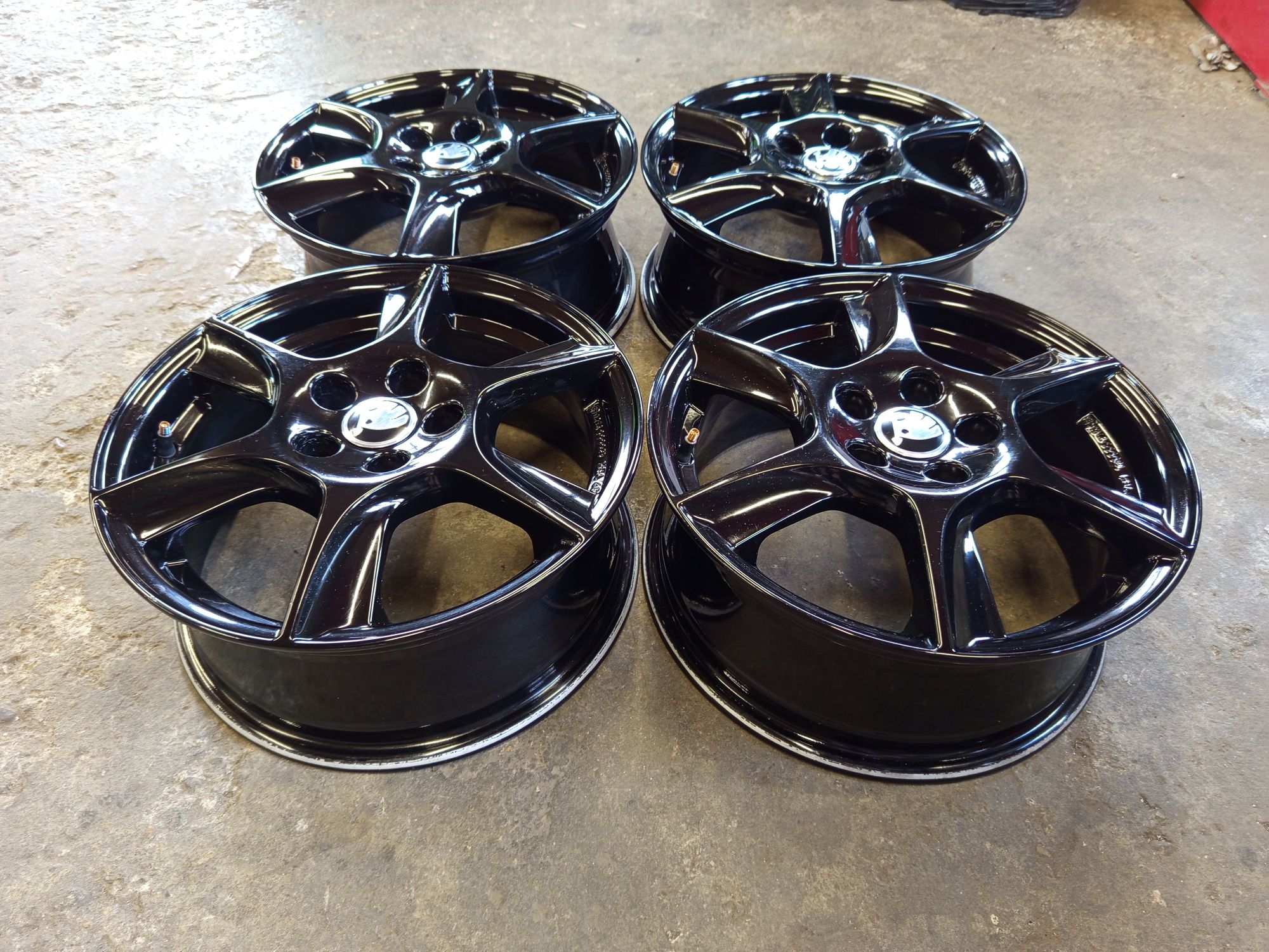 15" Skoda Rapid Fabia 5x100 Джанти за Шкода