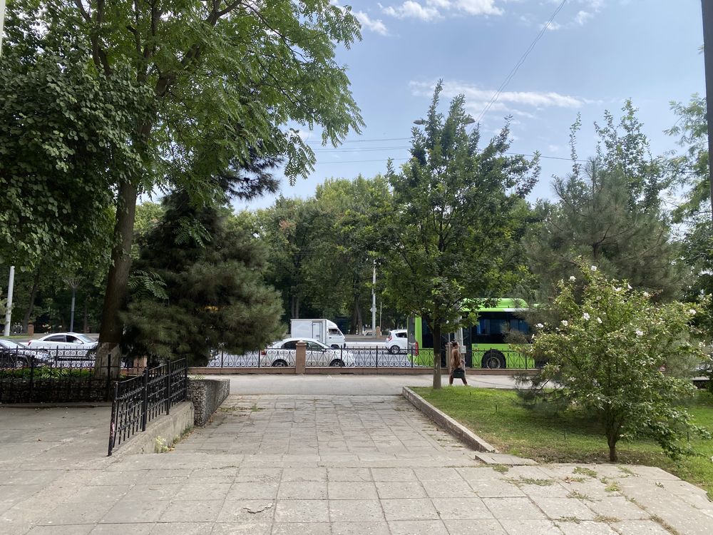 Сдаётся в аренду квартира в центре города,Цум, метро Косманавтов