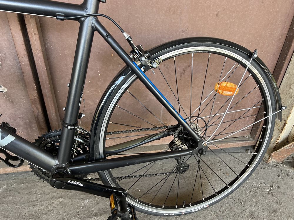 Алуминиев шосеен 26 цола с карбонова вилка велосипед 51см.