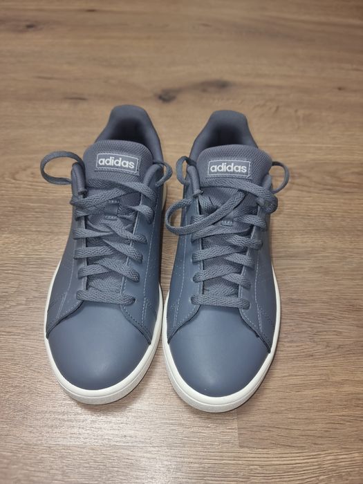 Adidași ADIDAS noi nr 40