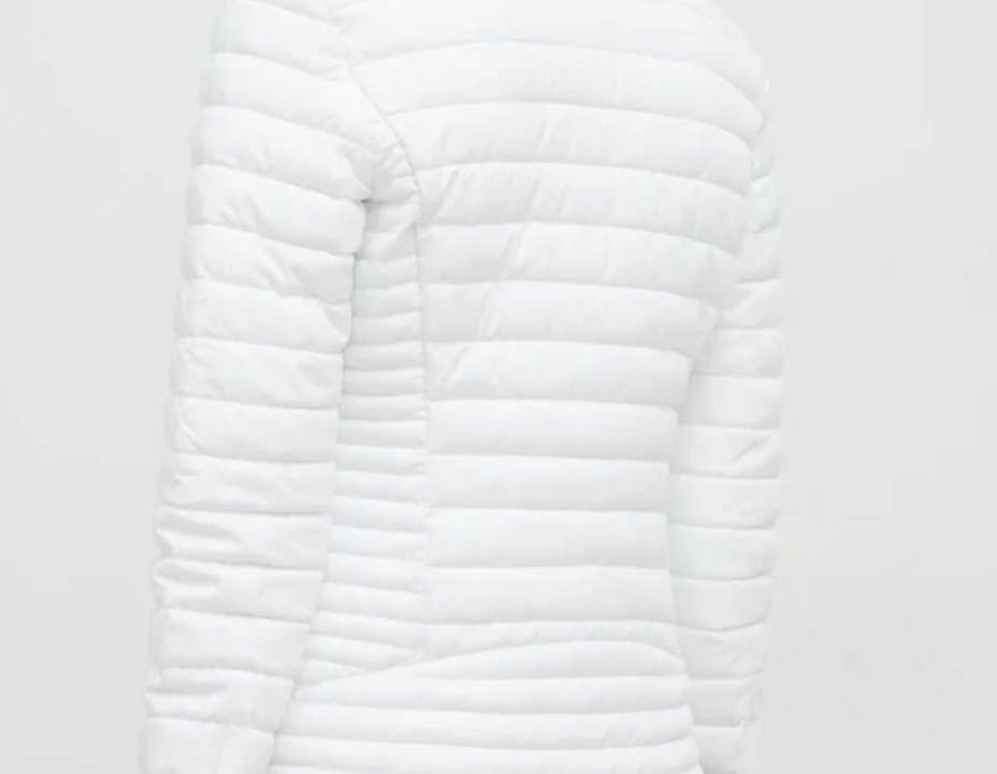 Бяло яке с лека изолация Guess
