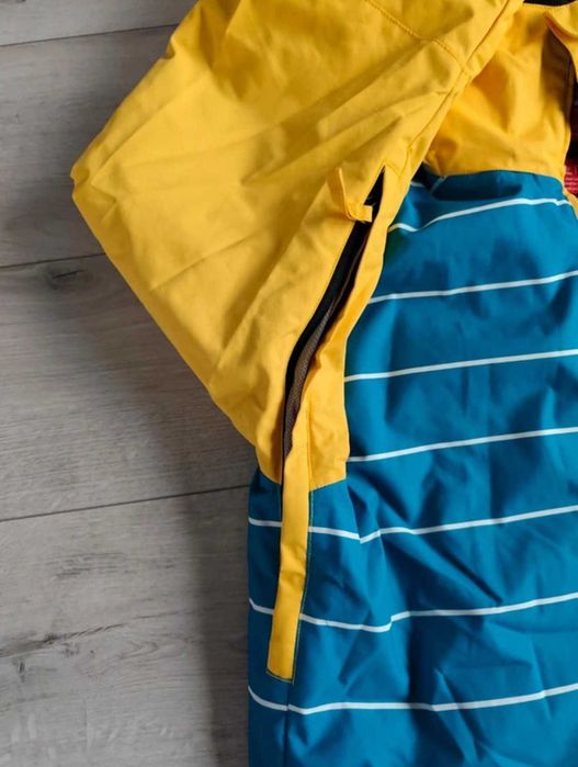 Geaca de ski/snowboard O'Neill – impermeabila si calduroasa, marimea L