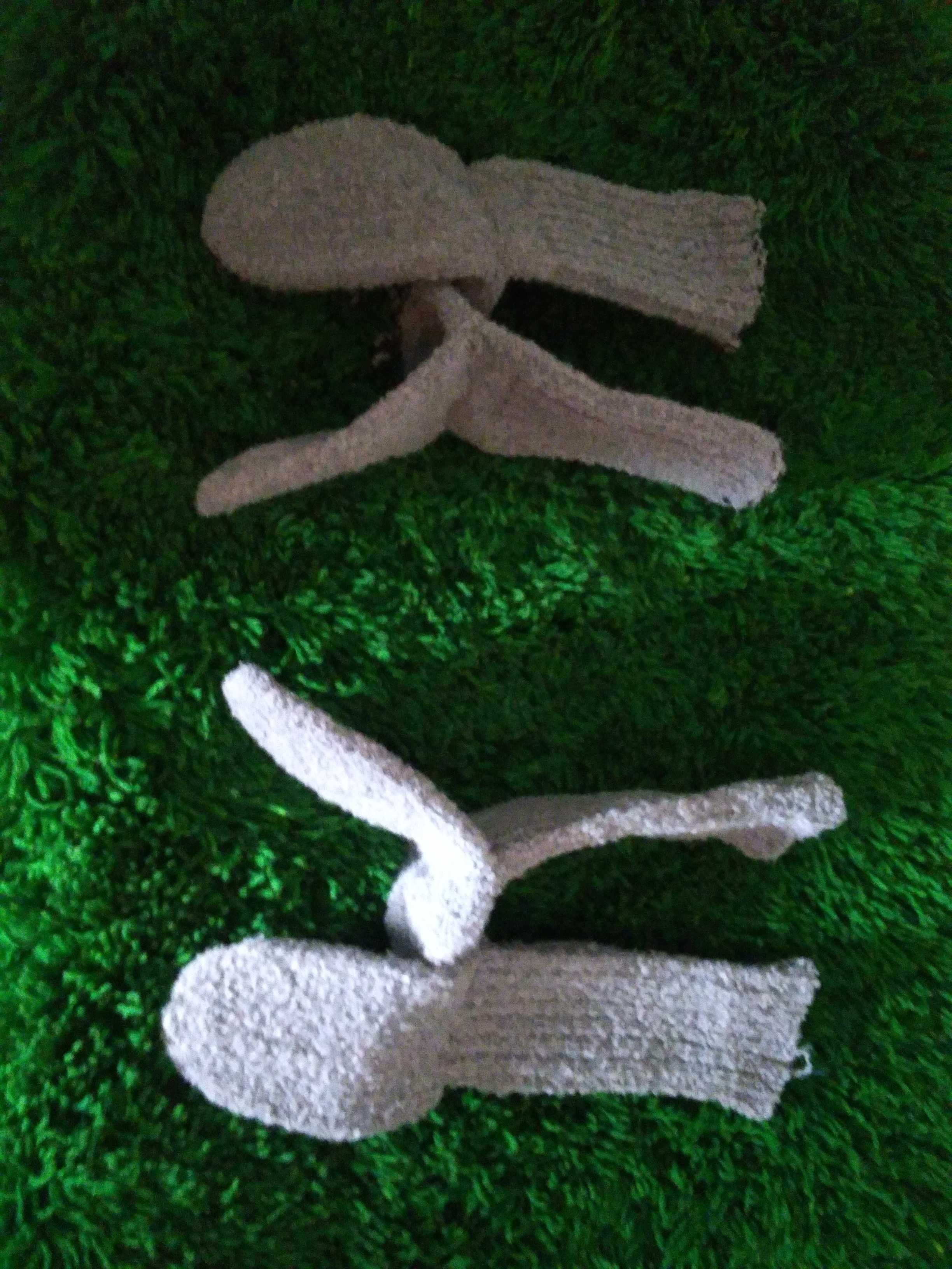 Продавам вълнени чорапи ръчно плетени