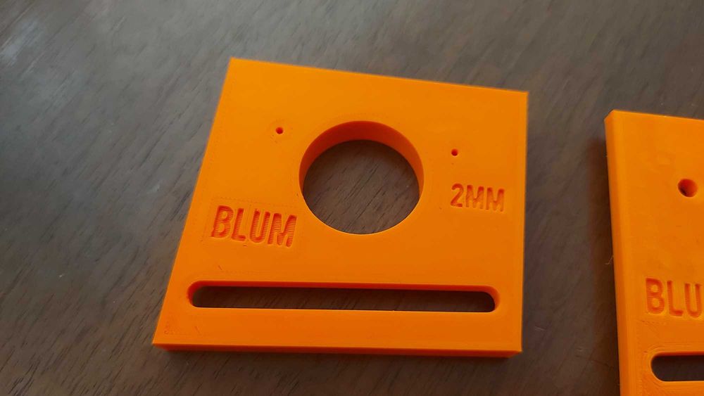 Sablon mobila pentru marcare/gaurire prindere oala balama blum