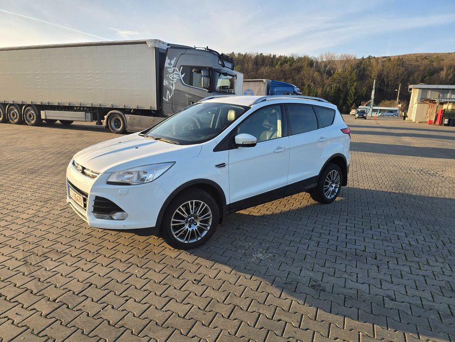 Ford Kuga 4x4 asistat 2.0 TDCI 163 cp