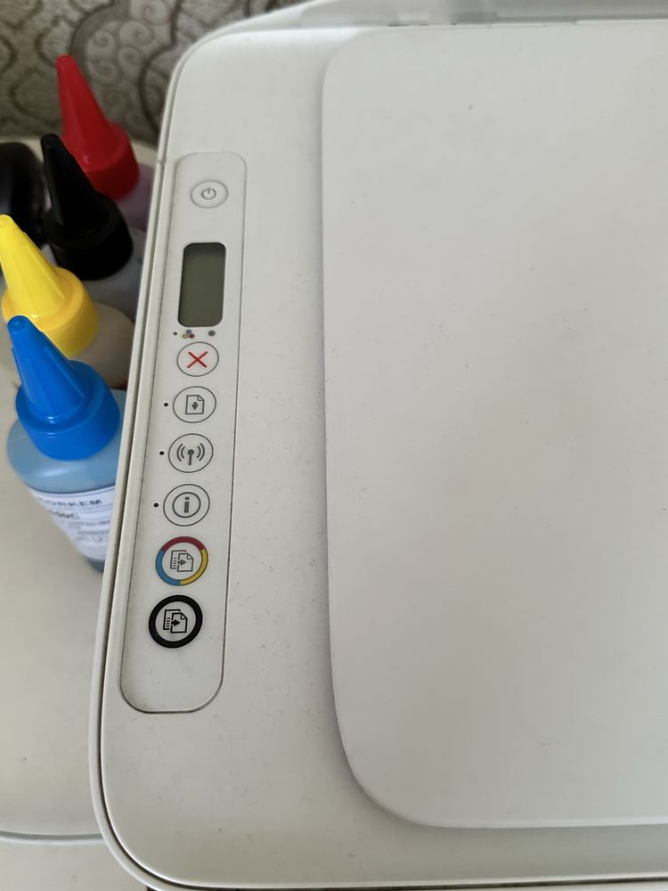 продам принтер 3в1 hp deskjet 2620