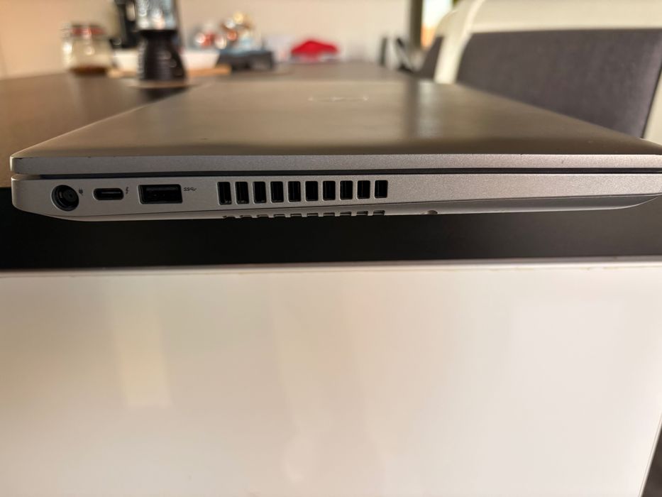 Laptop Dell Latitude 5411 – Business performant, compact și fiabil!