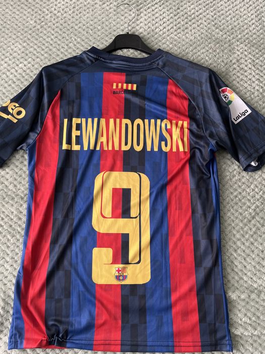 Vand tricou Fc Barcelona cu Lewandowski