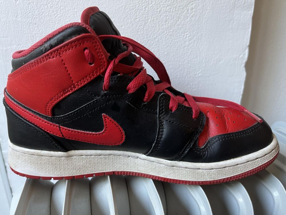 Jordan 1 mid 38,5 размер