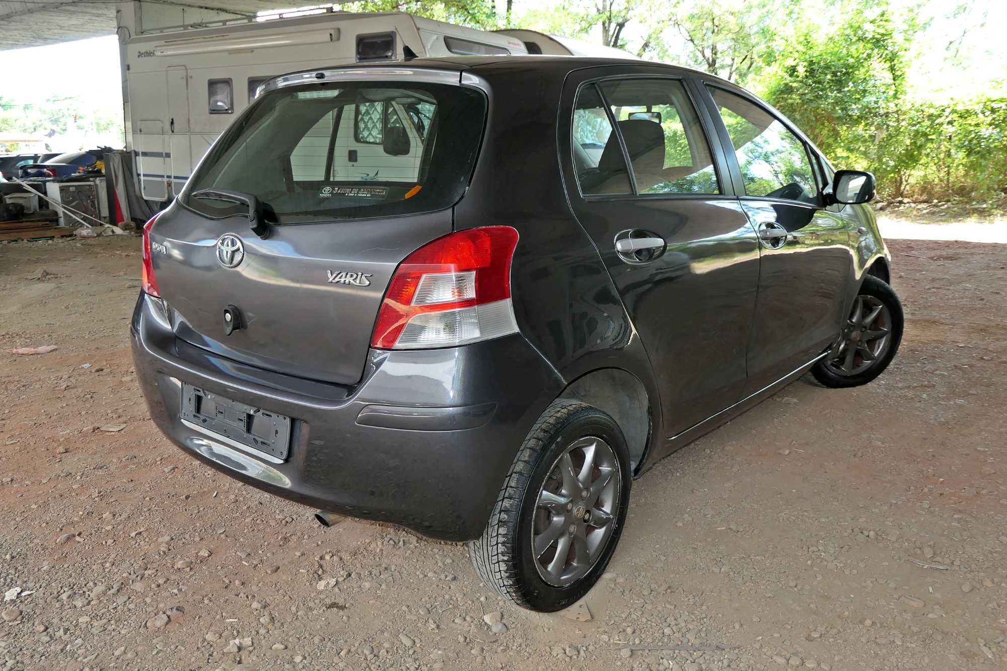 Toyota Yaris 1.33 Dual VVTI 101кс 6ск SOL КЛИМАТРОНИК ДЖАНТИ