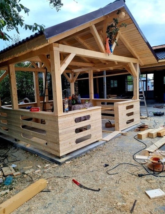 Vând foișoare casute de depozitare