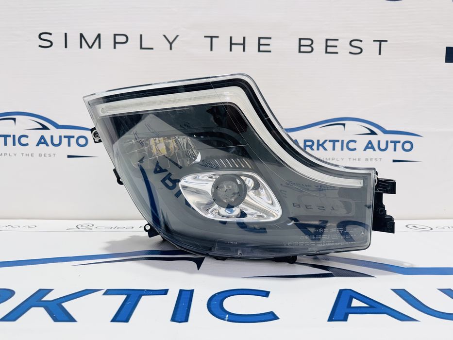 Far dreapta led Mercedes Actros dupa 2020 cod A9618200959