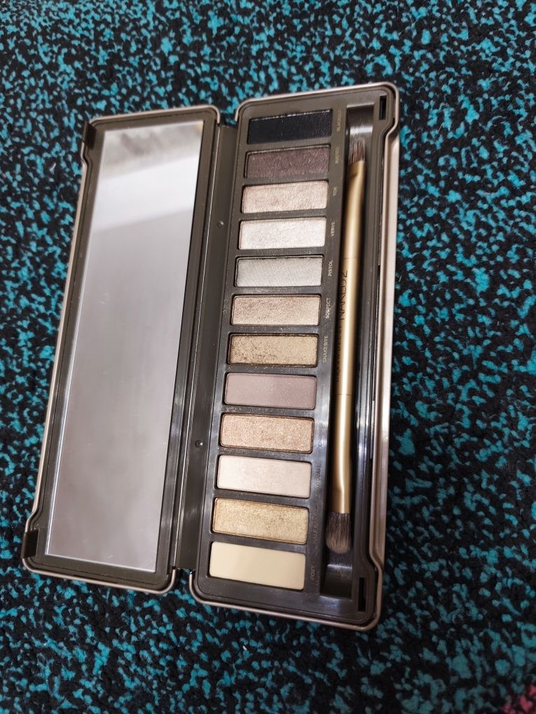 Naked 2 Urban Decay