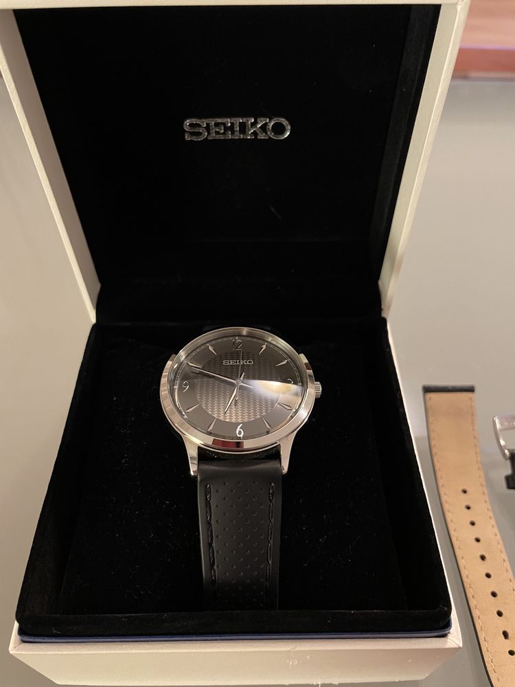 Часовник SEIKO