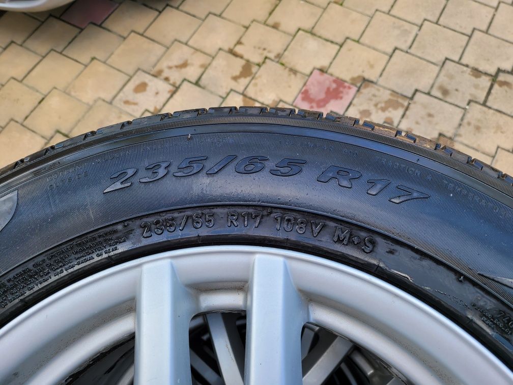 Roti complete BMW X3/X4/X5 235 65 17 Impecabile Pret 850 lei